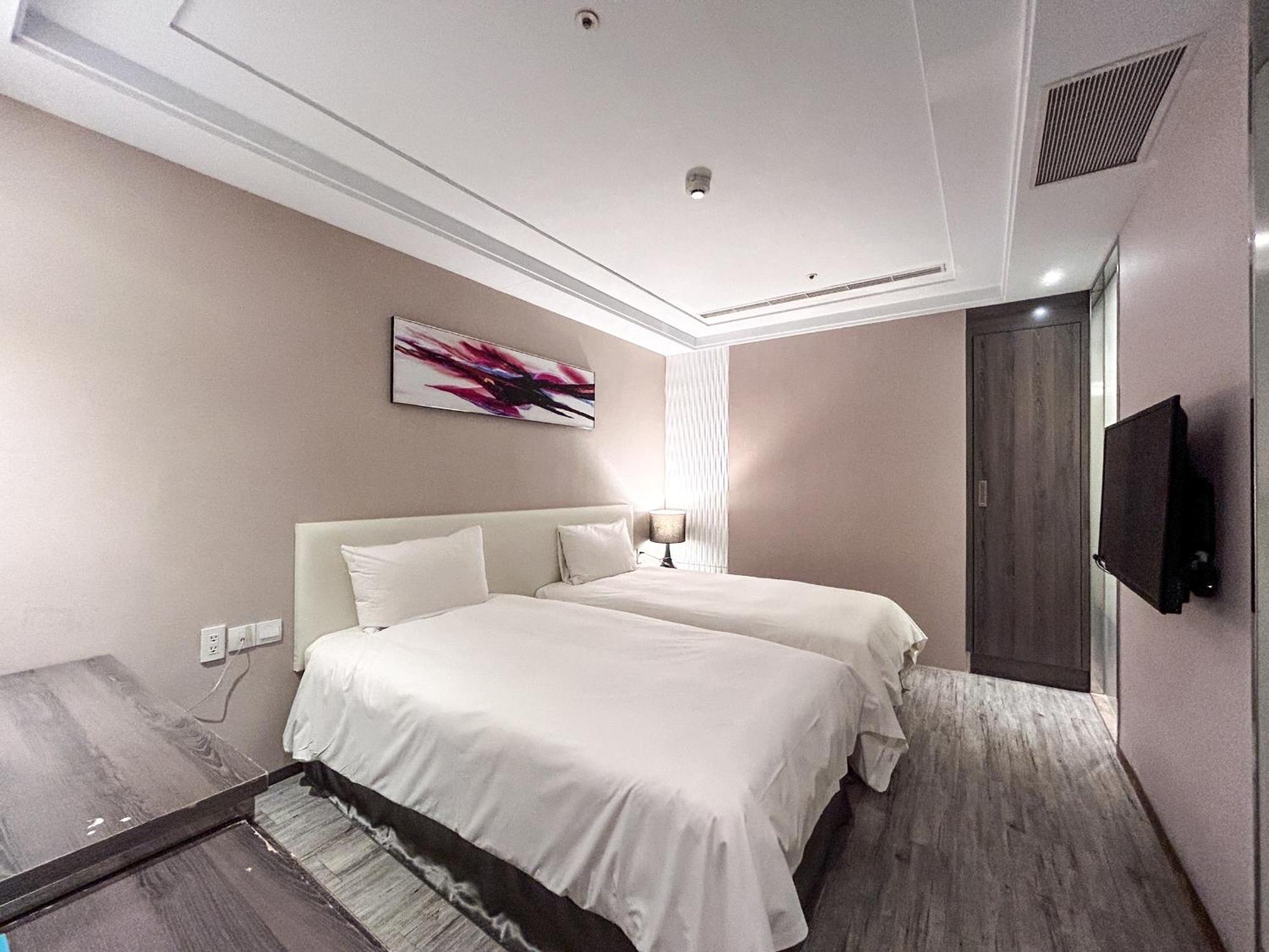 Royal Fine Hotel Kaohsiung Buitenkant foto