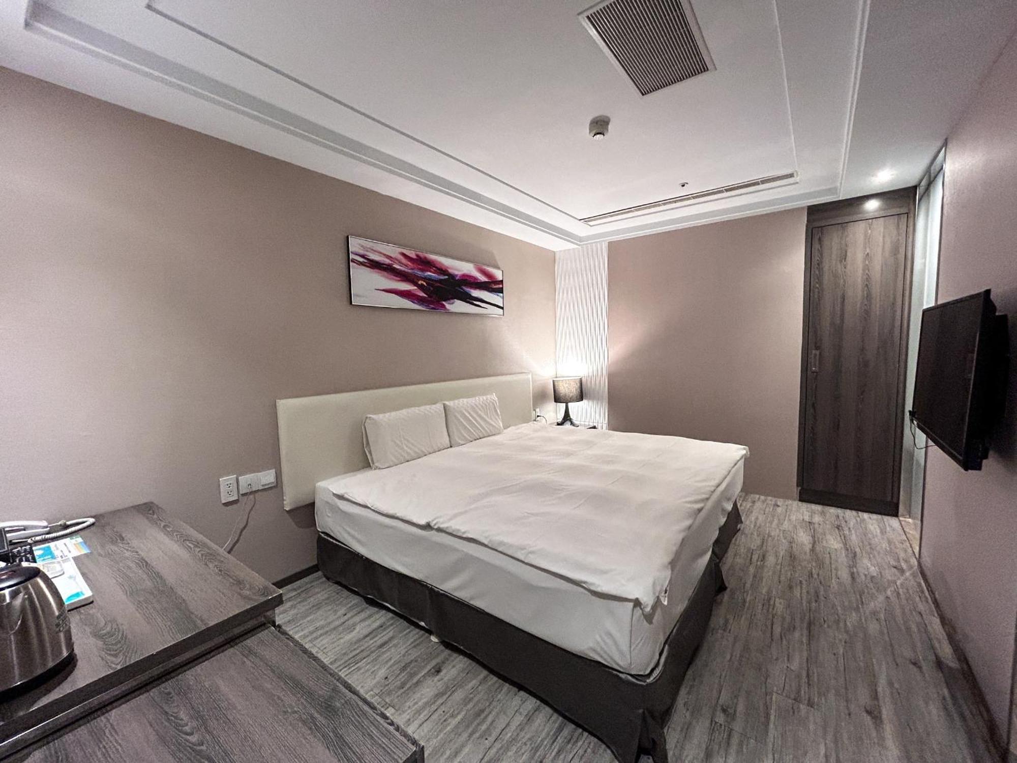 Royal Fine Hotel Kaohsiung Buitenkant foto