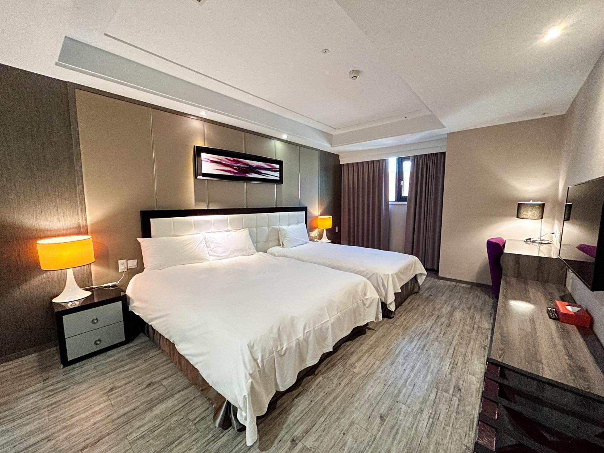 Royal Fine Hotel Kaohsiung Buitenkant foto